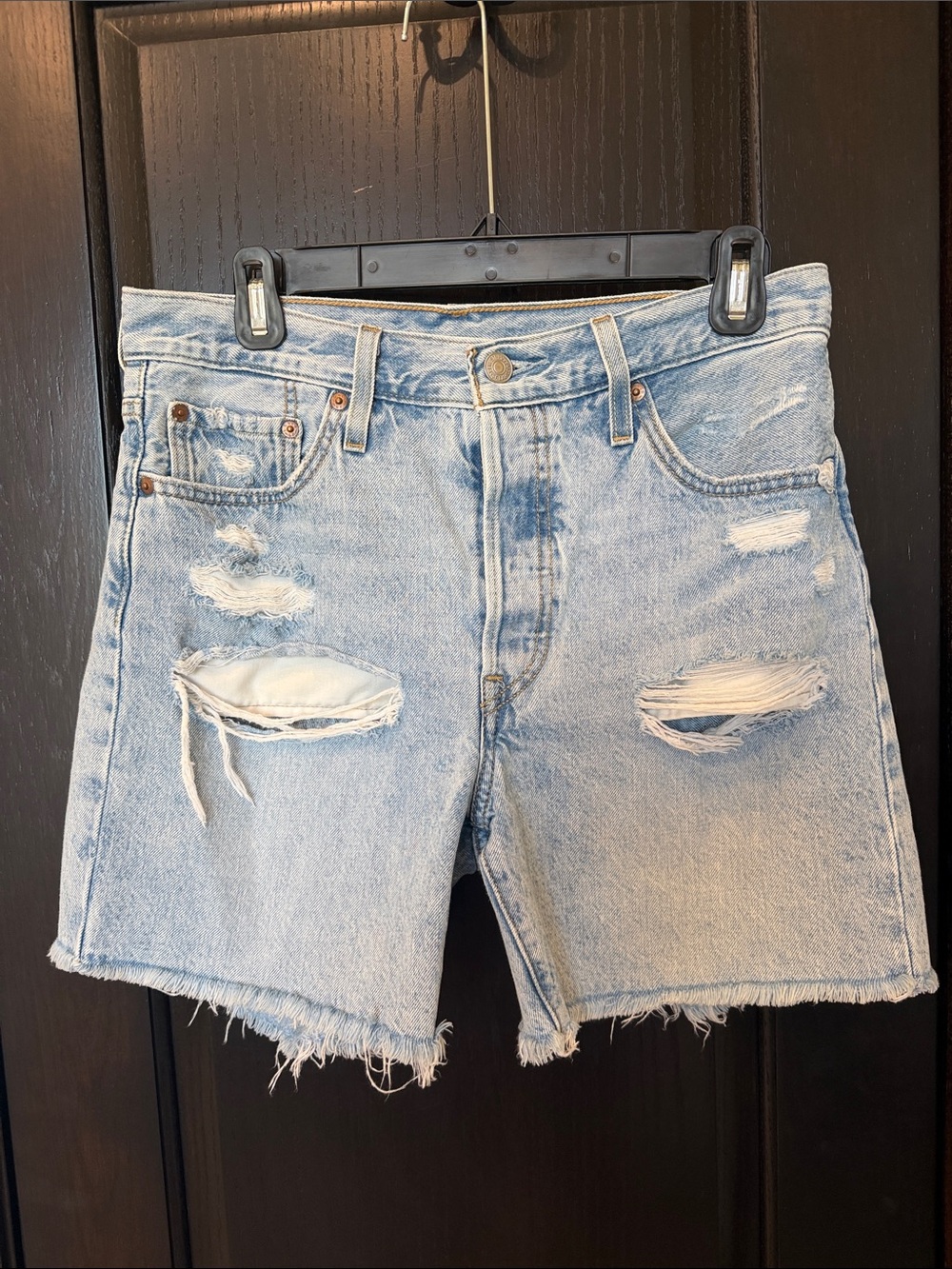 Levi’s 501 Light Blue Distressed Denim Women’s Shorts. Size 29.